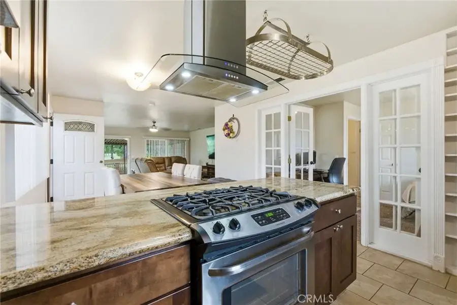 6231 Avenue Juan Diaz, Jurupa Valley, CA 92509 - Image #2