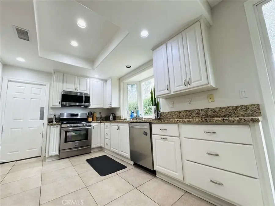 8115 E Star Pine Road, Orange, CA 92869 - Image #3