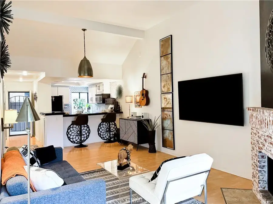 7911 Woodlake Drive #76, Huntington Beach, CA 92647 - Image #2