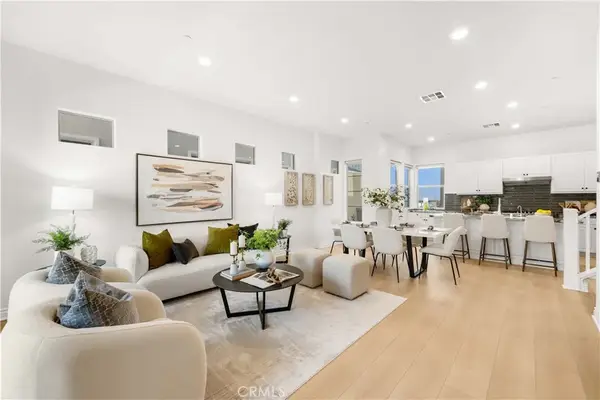 779 Benchmark, Irvine, CA 92618