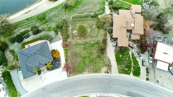 16 River Island, Springville, CA 93265