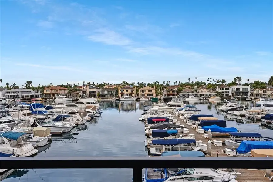 4165 Warner #205, Huntington Beach, CA 92649 - Image #3