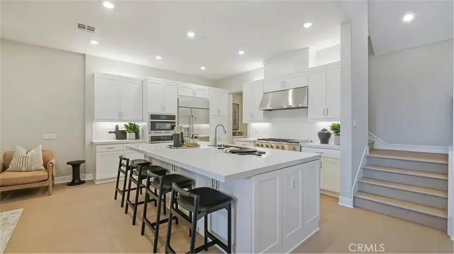 978 Snowberry Place, Montebello, CA 90640 - Image #2