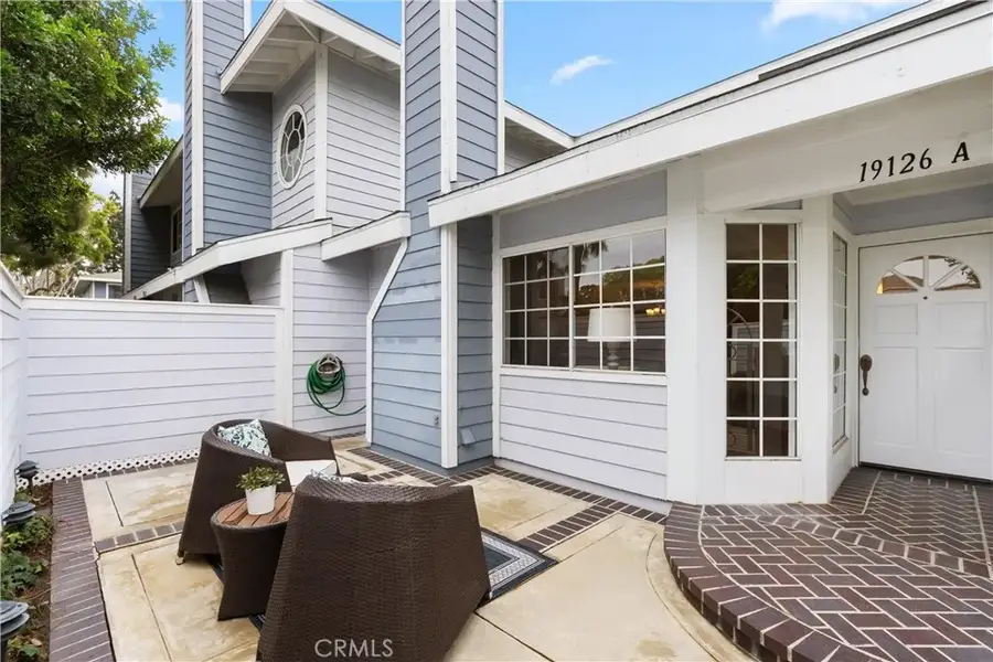 19126 Queensport, Huntington Beach, CA 92646 - Image #2