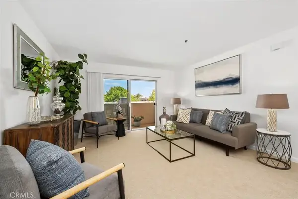 4501 Cedros #338, Sherman Oaks, CA 91403