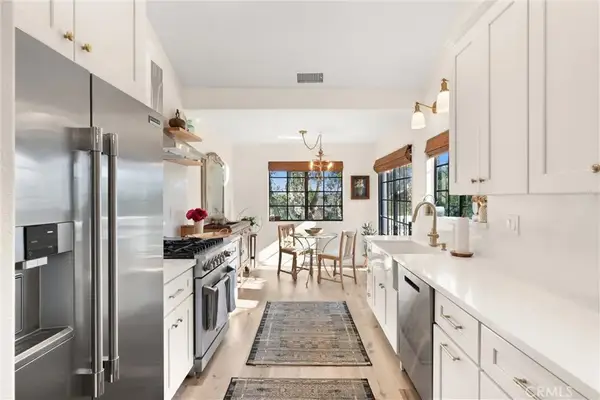 20212 Sealargo Lane #203, Huntington Beach, CA 92646