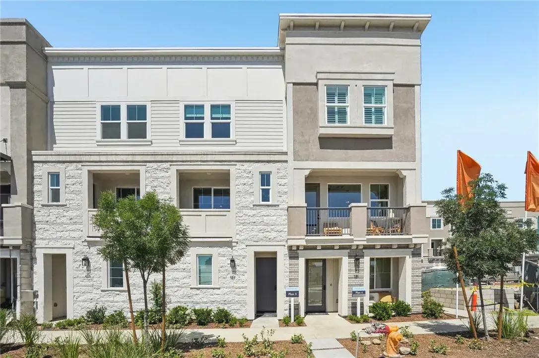 127 N First Avenue, Upland, CA 91786 - Image #1