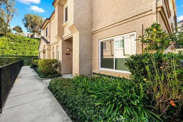 21174 Gladiolos, Lake Forest, CA 92630