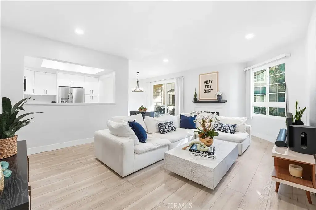 7322 Yellowtail Drive #104, Huntington Beach, CA 92648 - Image #1