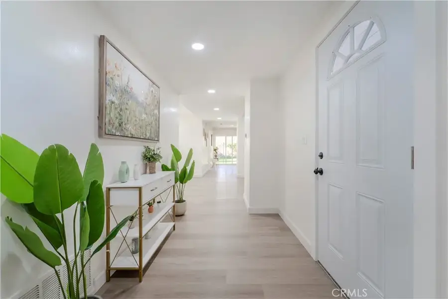 7001 Ethel Avenue, North Hollywood, CA 91605 - Image #3