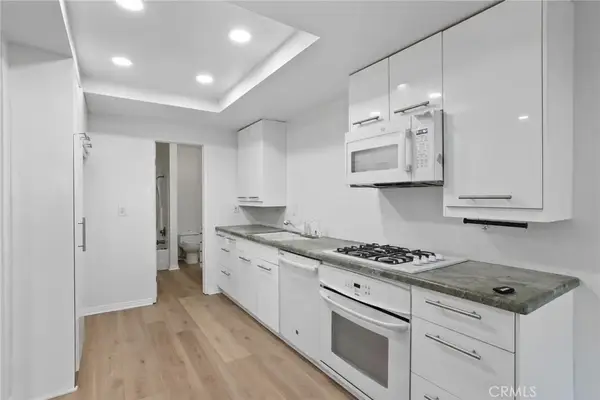 19132 Shoreline #2, Huntington Beach, CA 92648