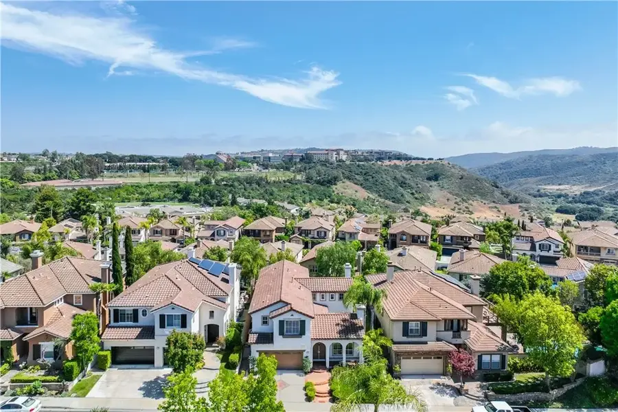 30 Sunswept Mesa, Aliso Viejo, CA 92656 - #2