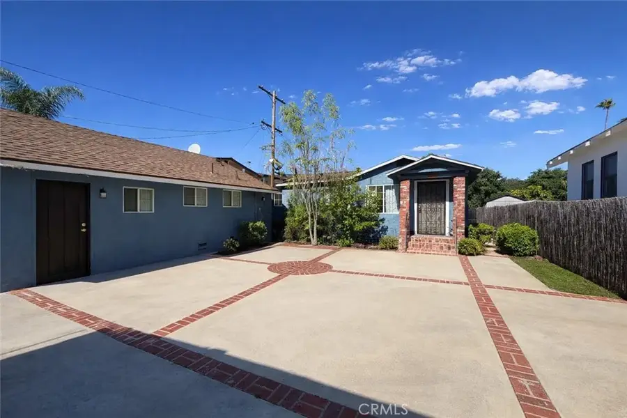 441 W Maple St, Glendale, CA 91204 - #3
