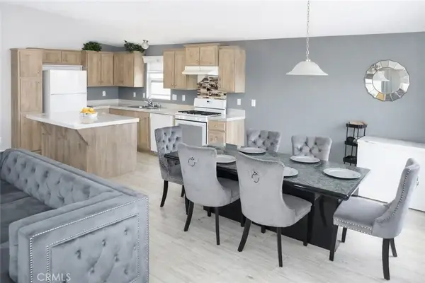 2727 Pacific St #114, Highland, CA 92346