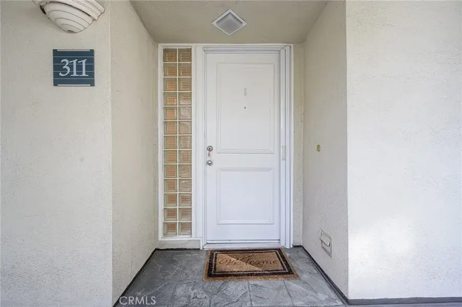 2233 Martin #311, Irvine, CA 92612 - Image #2
