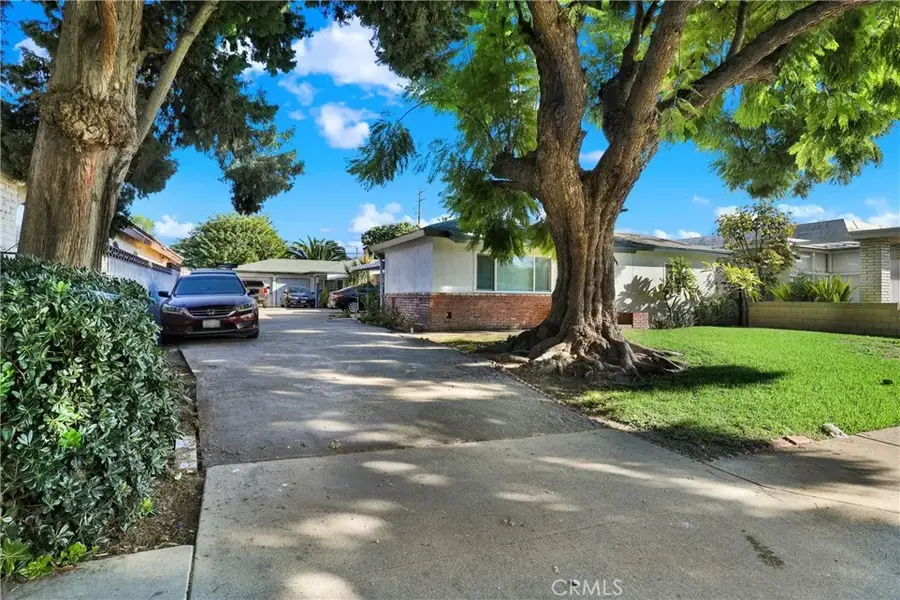 291 W Artesia Street, Pomona, CA 91768 - #2