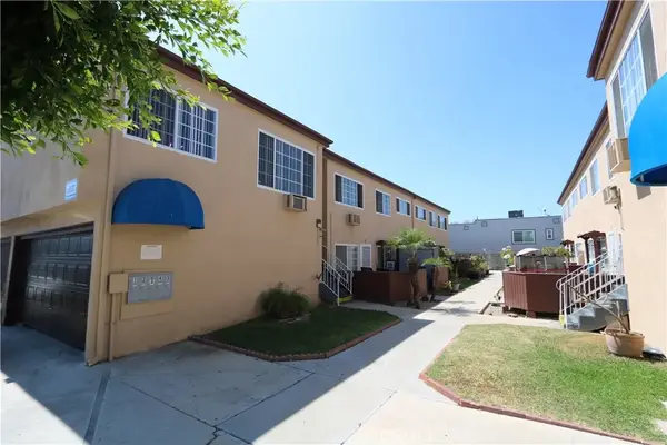 2341 Walnut, Signal Hill, CA 90755