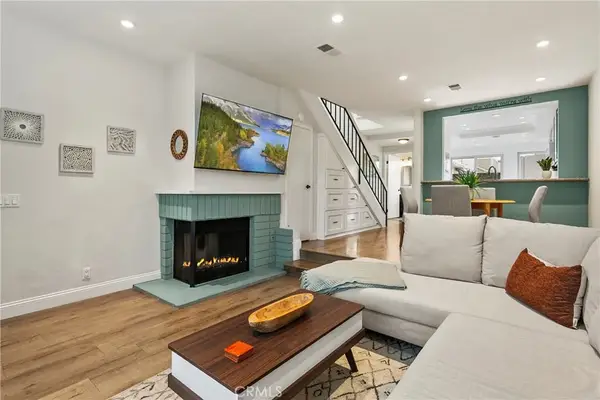 1083 Mesa Bluff #13, Costa Mesa, CA 92627