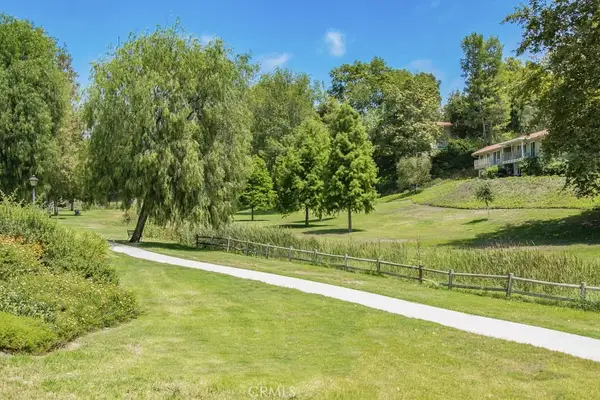 2244 Via Puerta,unit P, Laguna Woods, CA 92637