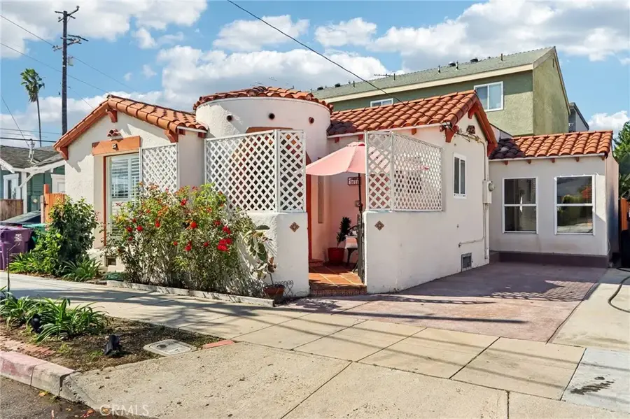 1011 Bennett Ave, Long Beach, CA 90804 - #3