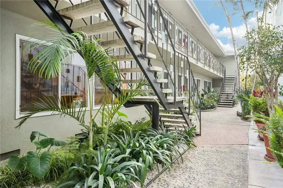 1405 E 1st Street #6, Long Beach, CA 90802 - Image #3