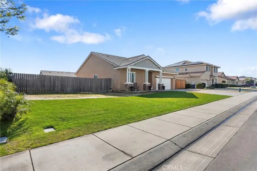 15413 Carparzo Drive, Bakersfield, CA 93314 - Image #3
