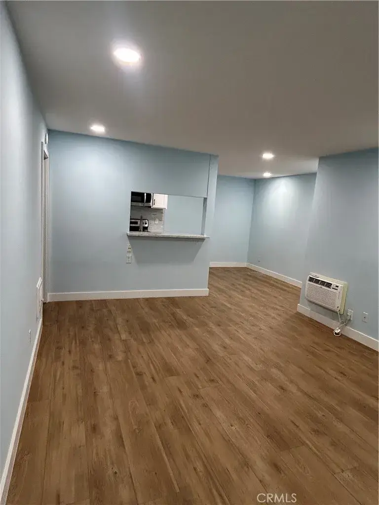 1345 Cabrillo Park Dr M13, Santa Ana, CA 92701 - Image #3