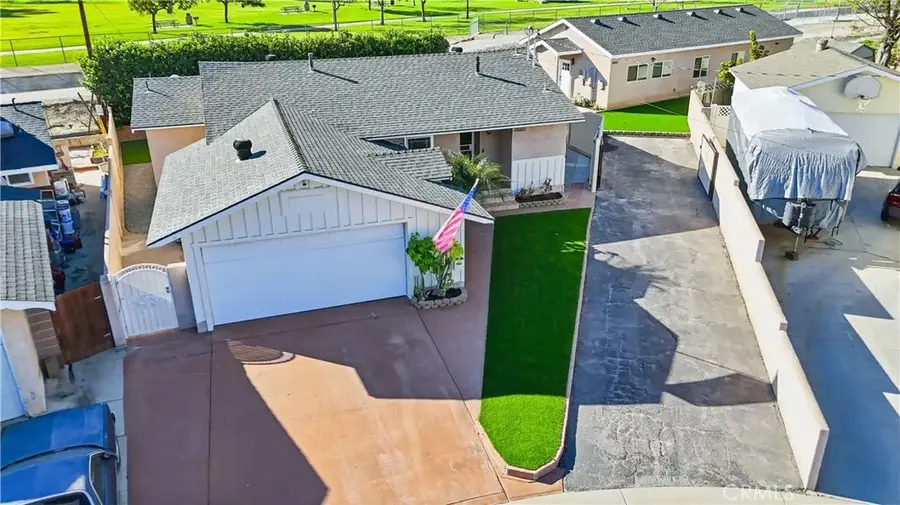 21005 Longworth, Lakewood, CA 90715 - Image #2