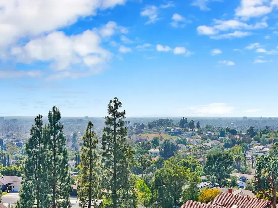 10841 Hideaway, Santa Ana, CA 92705 - Image #2