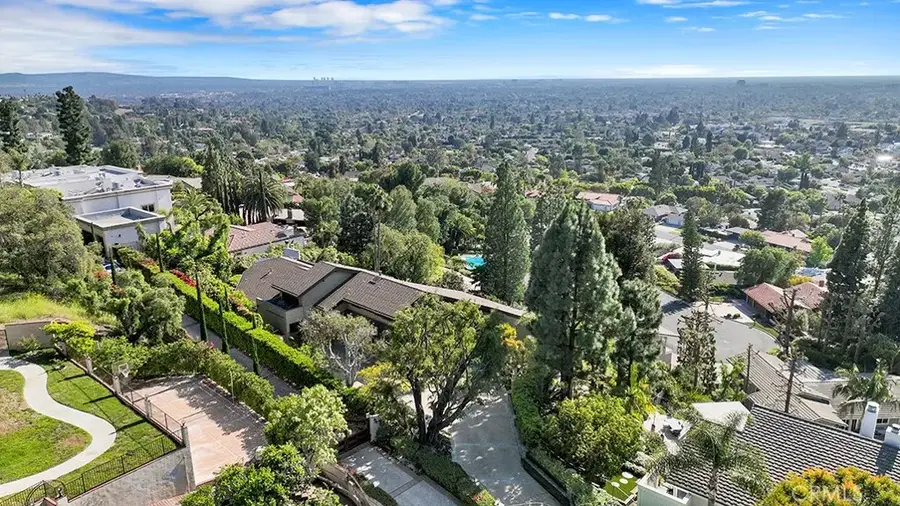 10841 Hideaway, Santa Ana, CA 92705 - Image #3