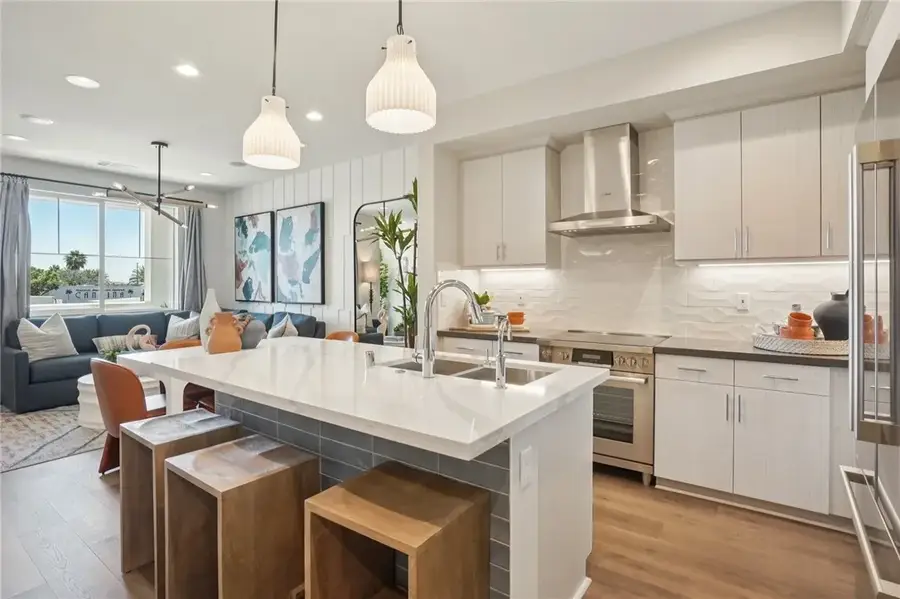 161 N First Avenue, Upland, CA 91786 - Image #3