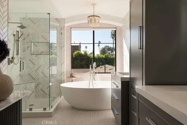 736 14th, Huntington Beach, CA 92648