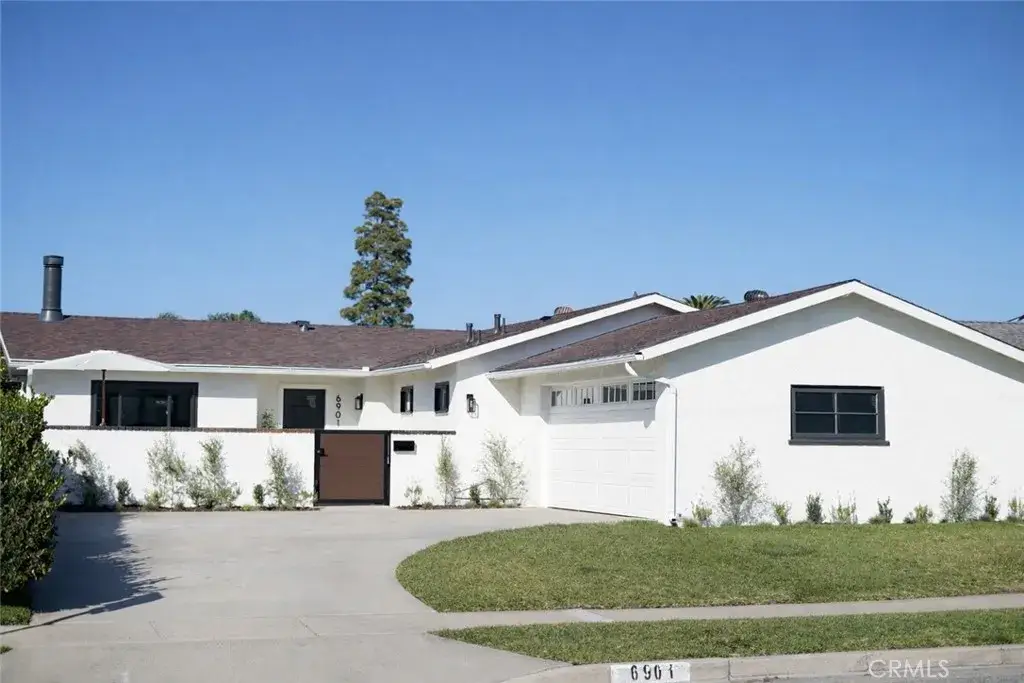6901 Breeland, Huntington Beach, CA 92647 - Image #1