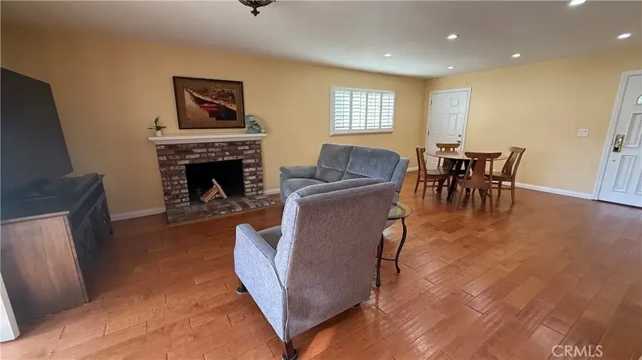 8422 Munster, Huntington Beach, CA 92646 - Image #3