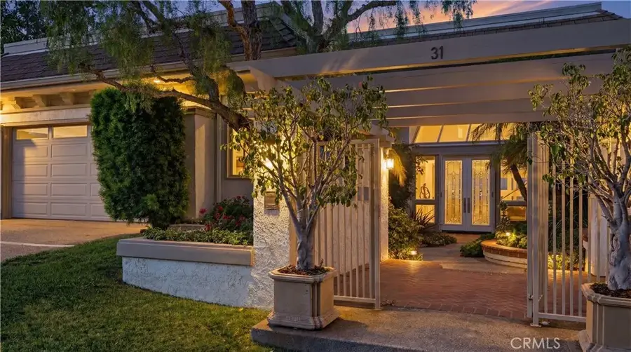 31 Saint Tropez, Newport Beach, CA 92660 - Image #2