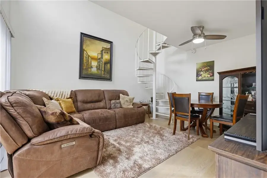 26152 Sanz #b, Mission Viejo, CA 92691 - Image #2