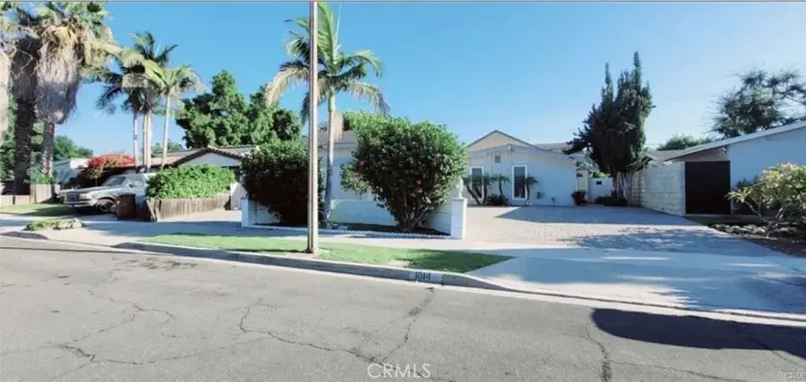 1814 W Tedmar Avenue, Anaheim, CA 92804 - Image #2