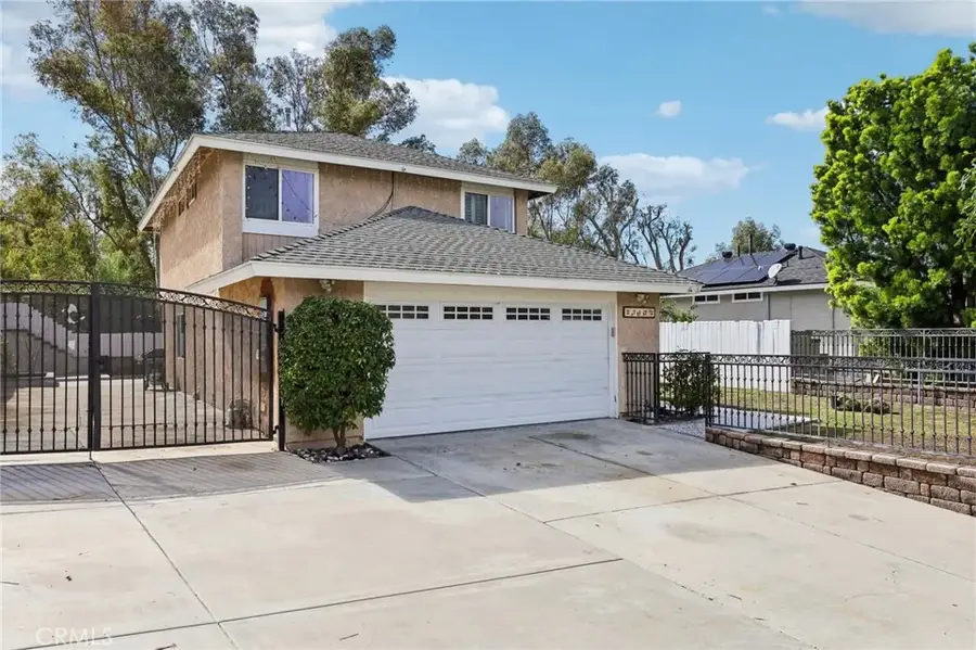 27172 Valleymont Rd., Lake Forest, CA 92630 - #3