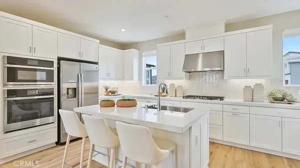 27537 Grand Fir Way, Valencia, CA 91381