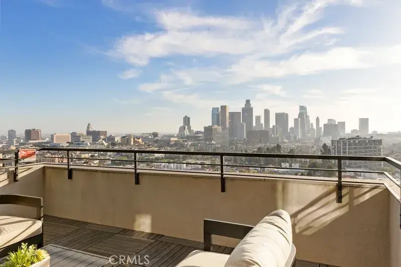 1056 N Joels Place, Los Angeles, CA 90012 - #3