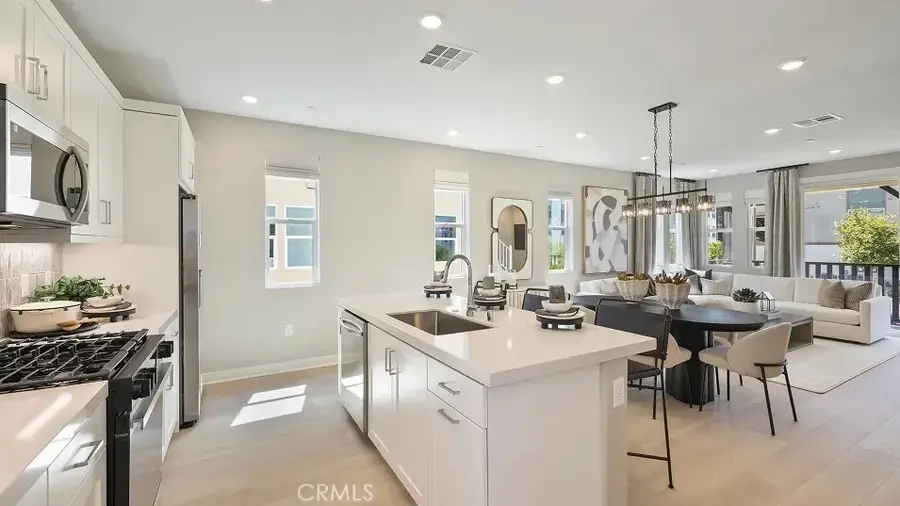 26859 Serif Place, Valencia, CA 91381 - Image #3