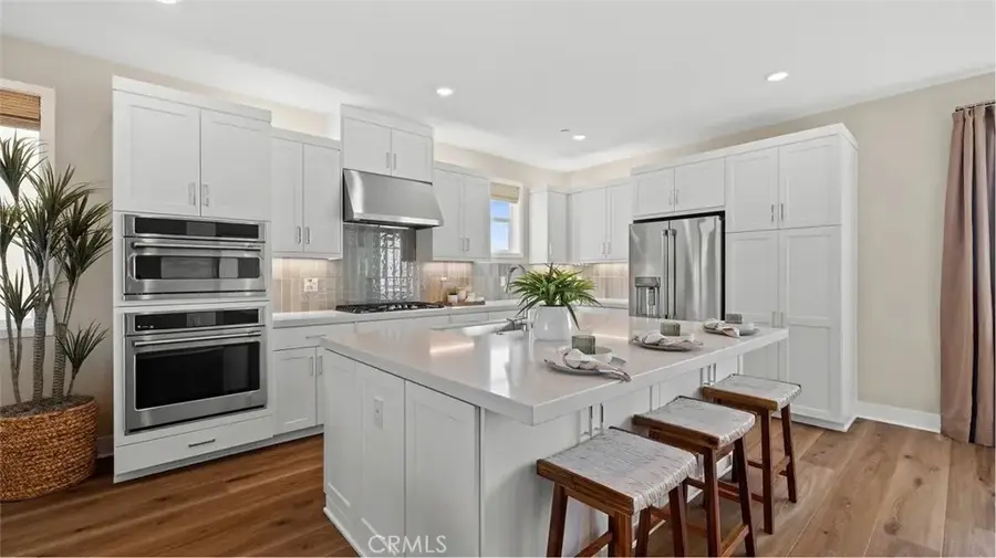 908 Chinon, Irvine, CA 92618 - Image #2