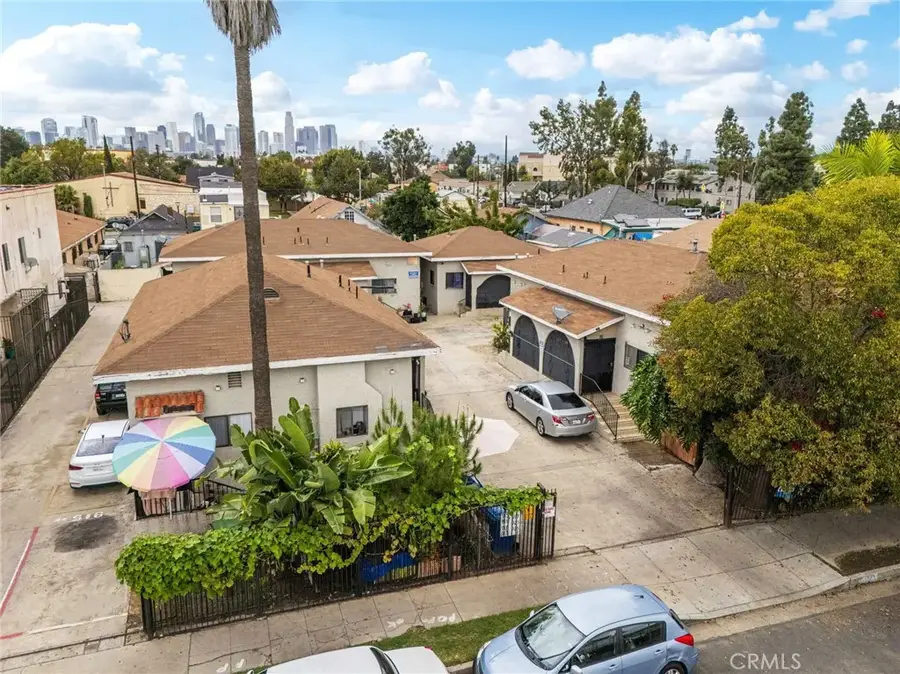 917 E 40th, Los Angeles, CA 90011 - #2