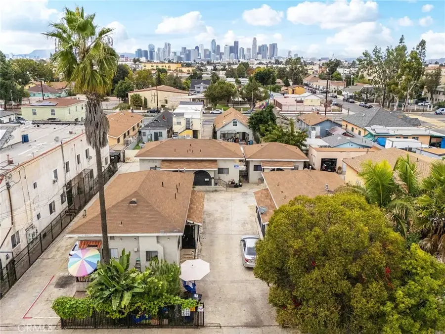 917 E 40th, Los Angeles, CA 90011 - #3