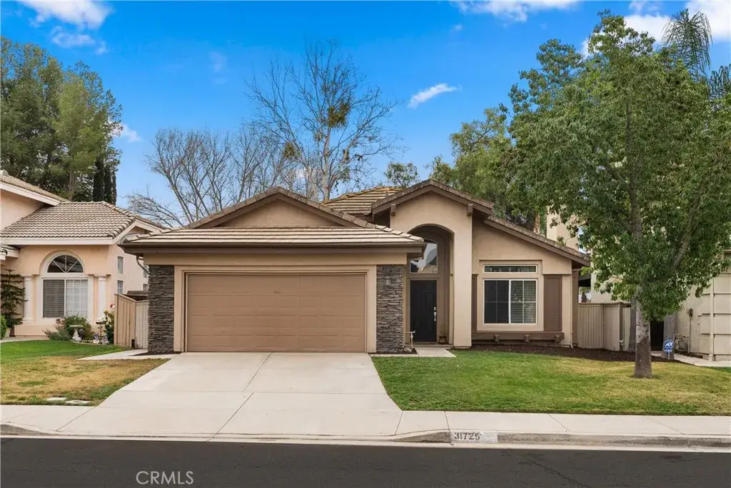 31725 Via Cordoba, Temecula, CA 92592 - #1