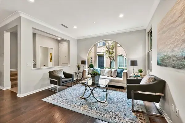 54 Talisman, Irvine, CA 92620