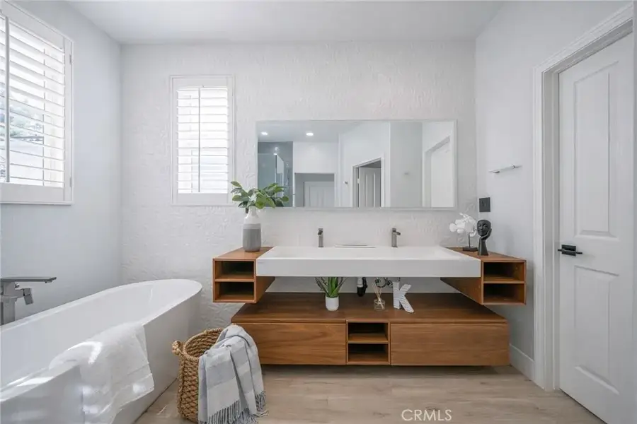 328 Flyers Lane, Tustin, CA 92782 - #3