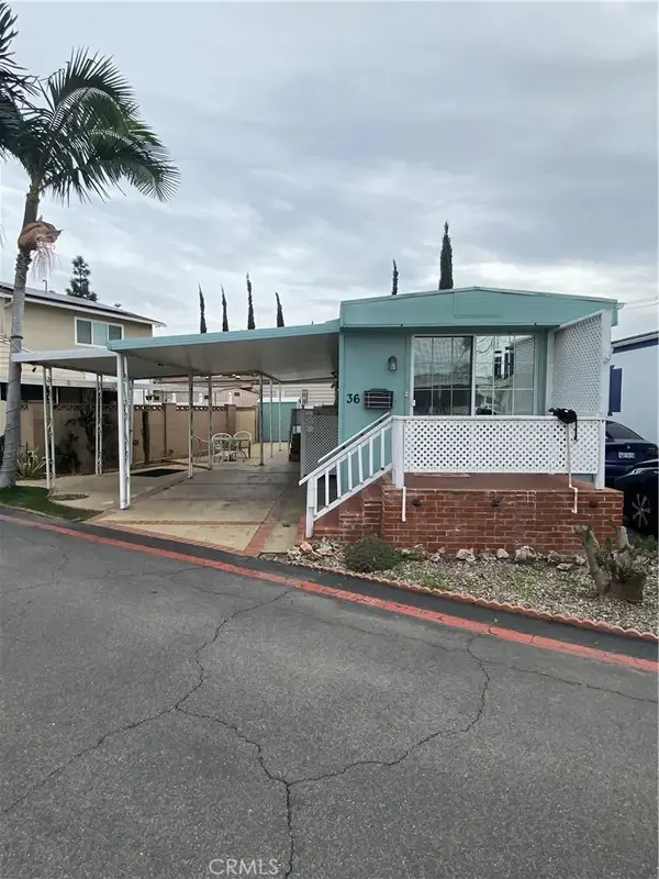 1801 E Collins #36, Orange, CA 92867