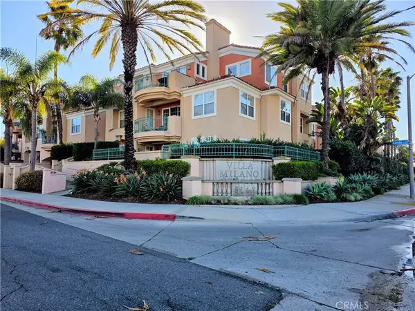 5142 Warner #112, Huntington Beach, CA 92649