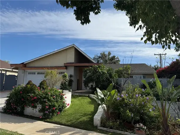 418 Del Monte West, Fullerton, CA 92832